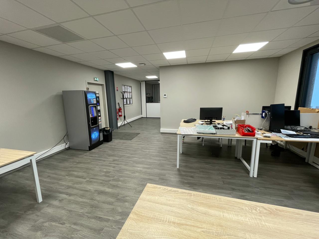 Bureau Genas 462m² Location bureau Genas Rhône OLBUR2110513 15
